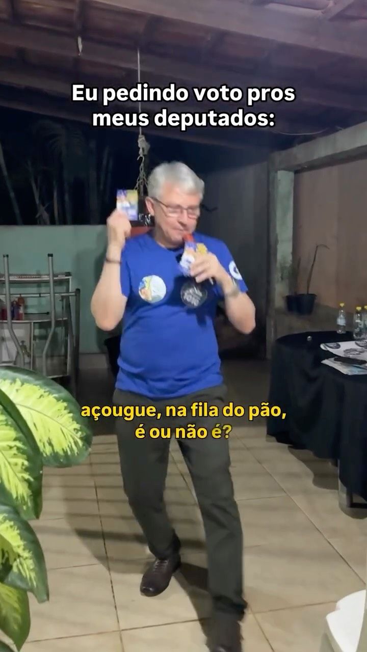 Cardoso com apoiadores